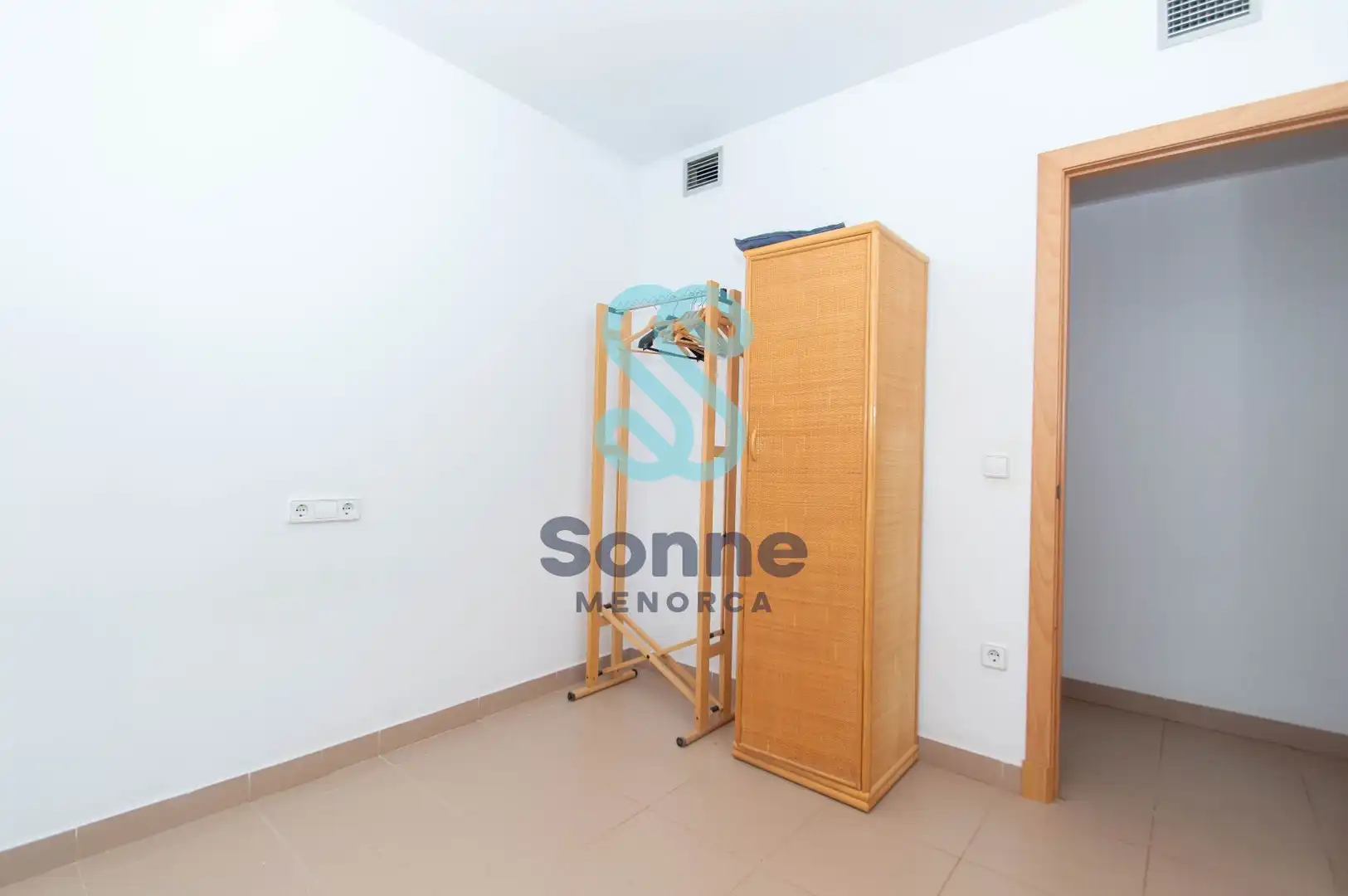 Flat for sale in Jaime Mascaró, Ferreries poble