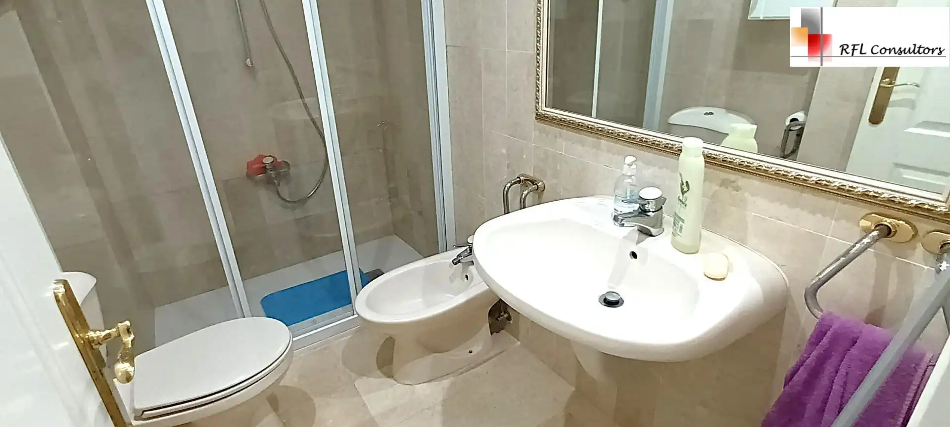 Badezimmer von Wohnungen zum Verkauf in Torreblanca mit Klimaanlage, Terrasse und Abstellraum