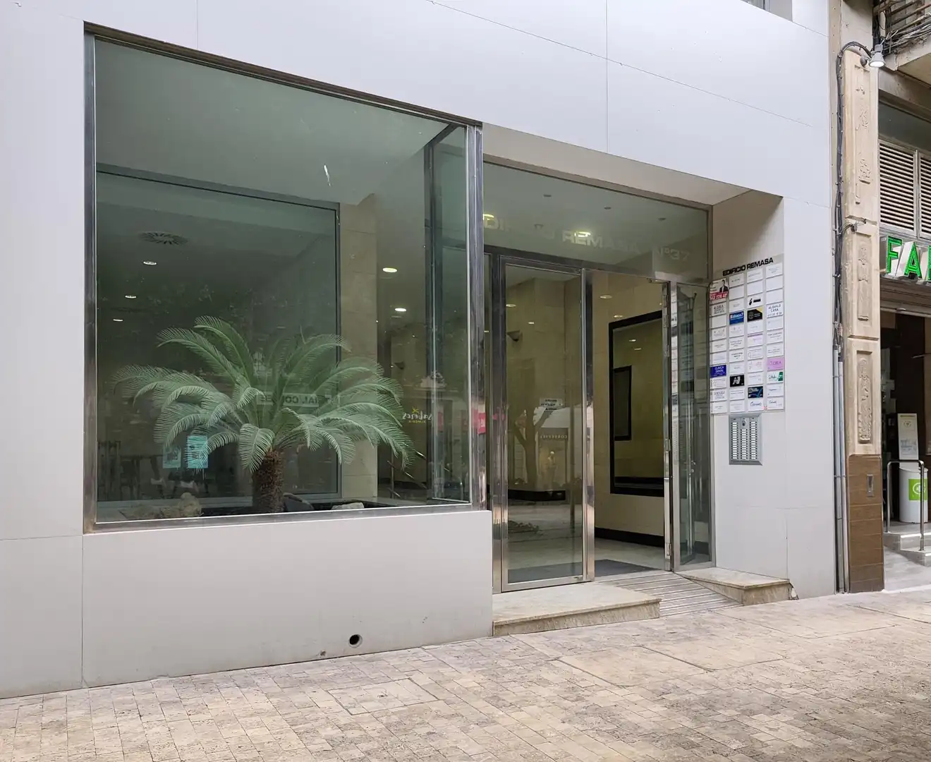 Office space with lift for sale in Centro