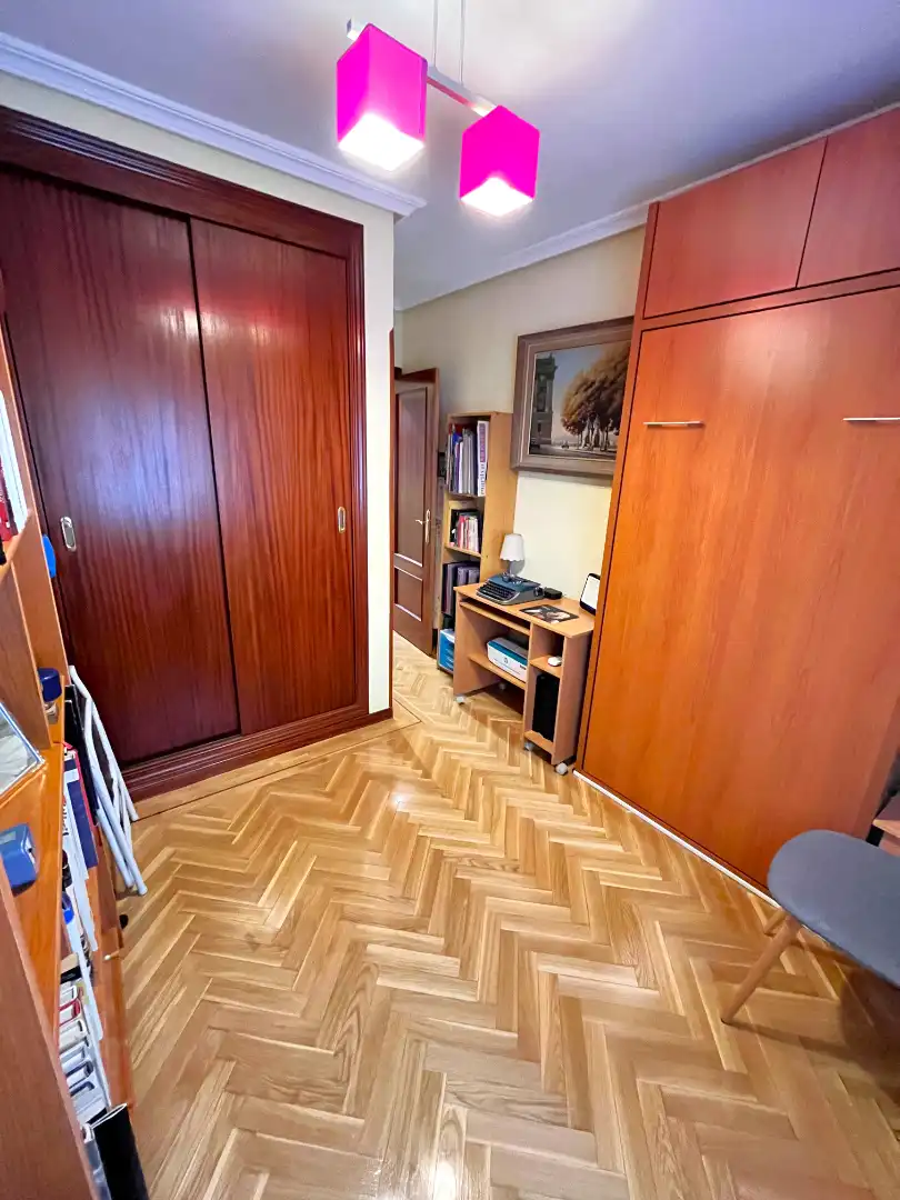 Wohnung zum Verkauf in Madrid mit Klimaanlage, Heizung und Abstellraum