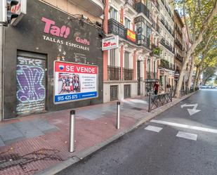 Exterior view of Premises for sale in  Madrid Capital