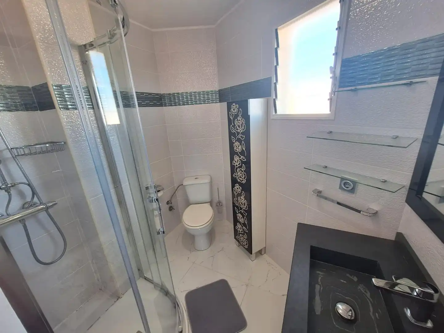 Bathroom of Study for sale in Torrevieja
