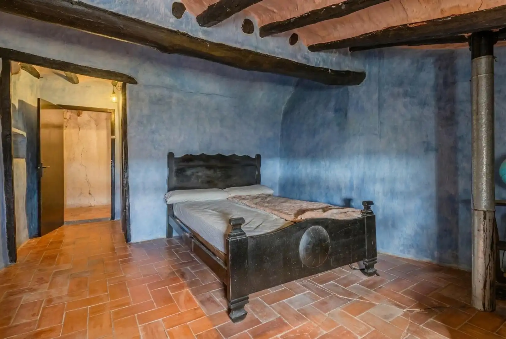 Habitación de Finca rústica en venta en Forès con Calefacción, Terraza y Balcón