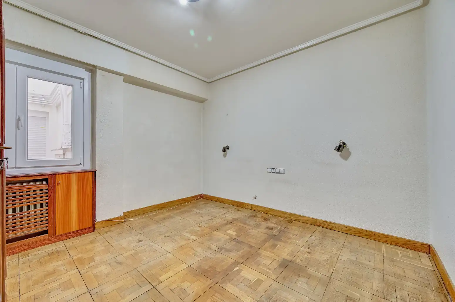 Piso en venta en  Pamplona / Iruña con Calefacción, Terraza y Balcón
