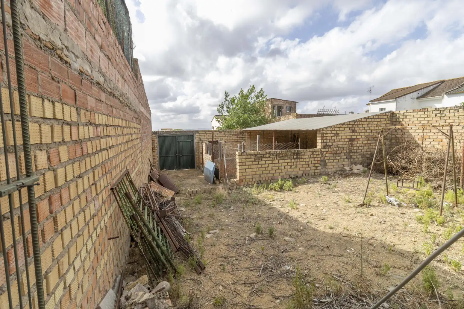 Detached homes for sale in Gerena  with Private garden and Swimming Pool