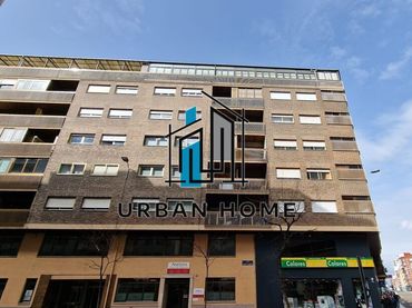 Wohnung mit Aufzug zum Verkauf in Calle Ramiro Valbuena
