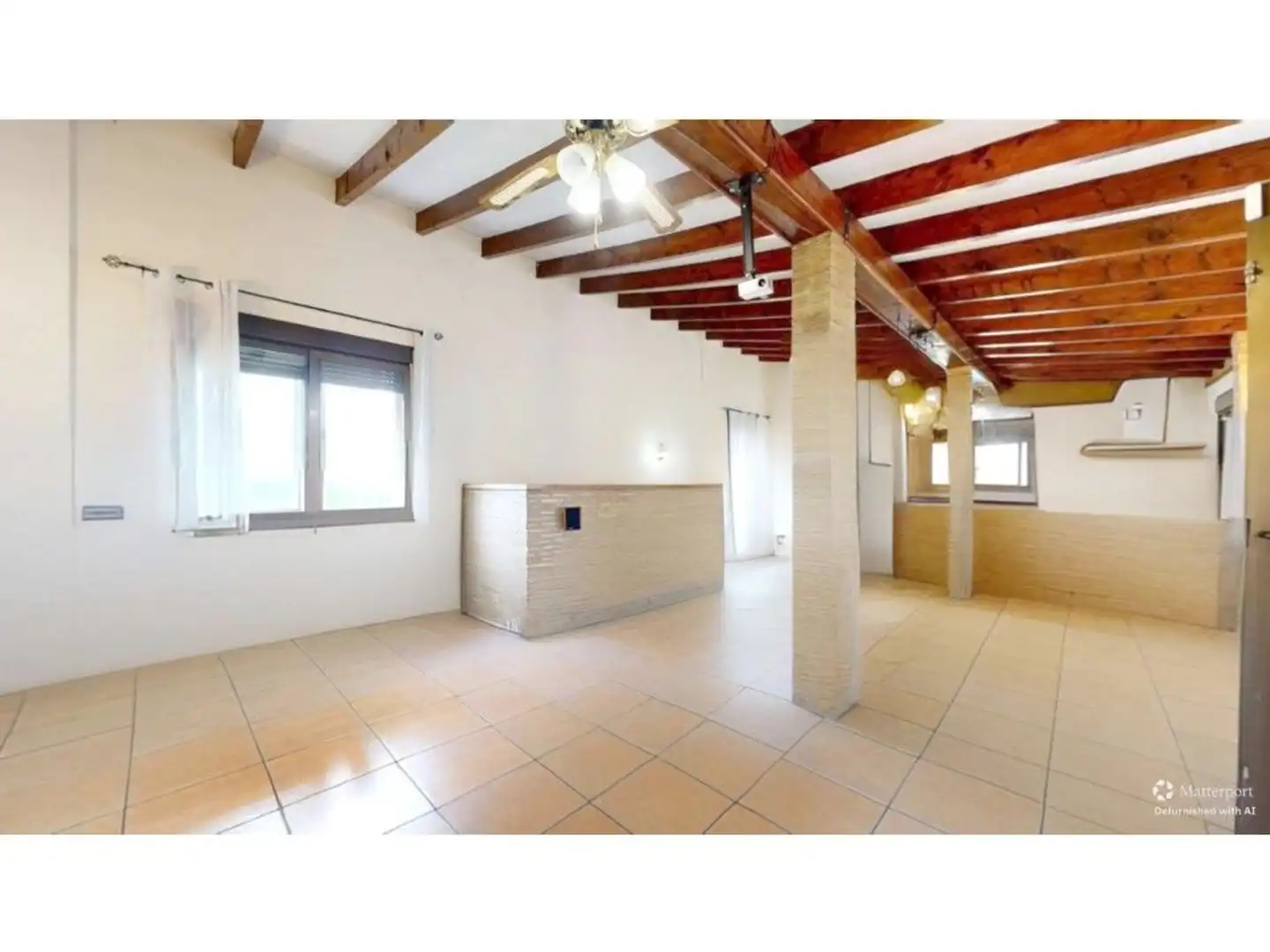 Vista exterior de Casa o xalet en venda en Tavernes de la Valldigna amb Terrassa i Piscina