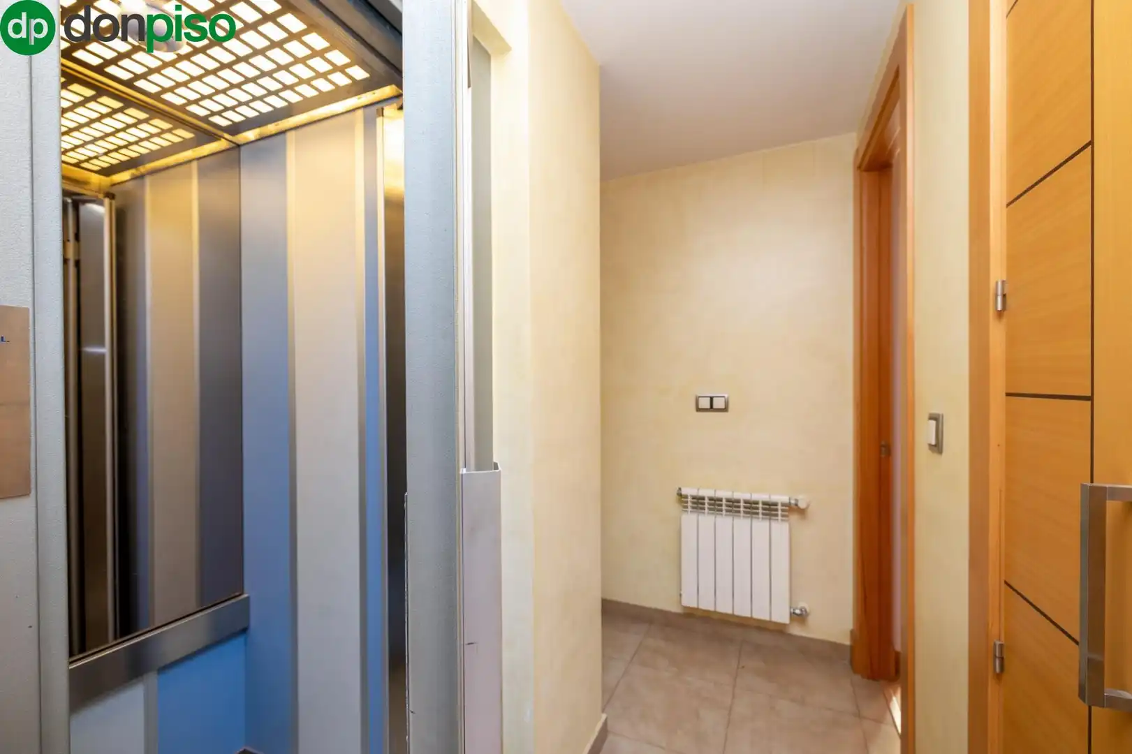 Houses for sale in Granada  with Air Conditioner, Heating and Terrace