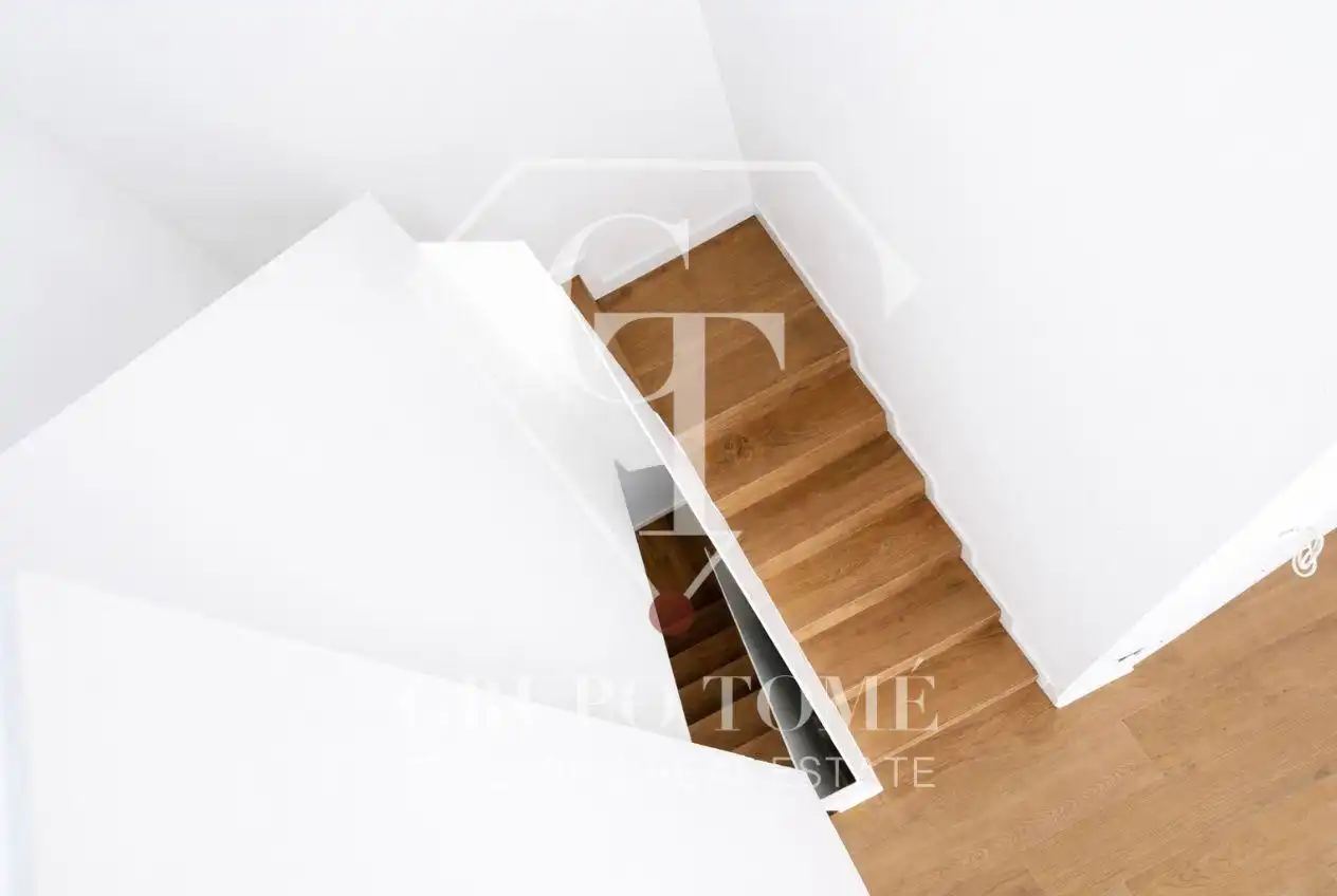 Dormitori de Casa adosada en venda en Zarautz amb Jardí privat, Terrassa i Piscina