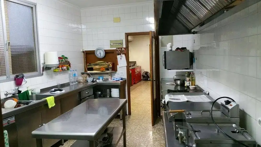 Cocina de Local de alquiler en Antella con Aire acondicionado, Calefacción y Terraza