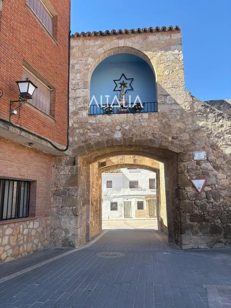 Houses for sale in Belmonte  with Terrace, Storage room and Furnished