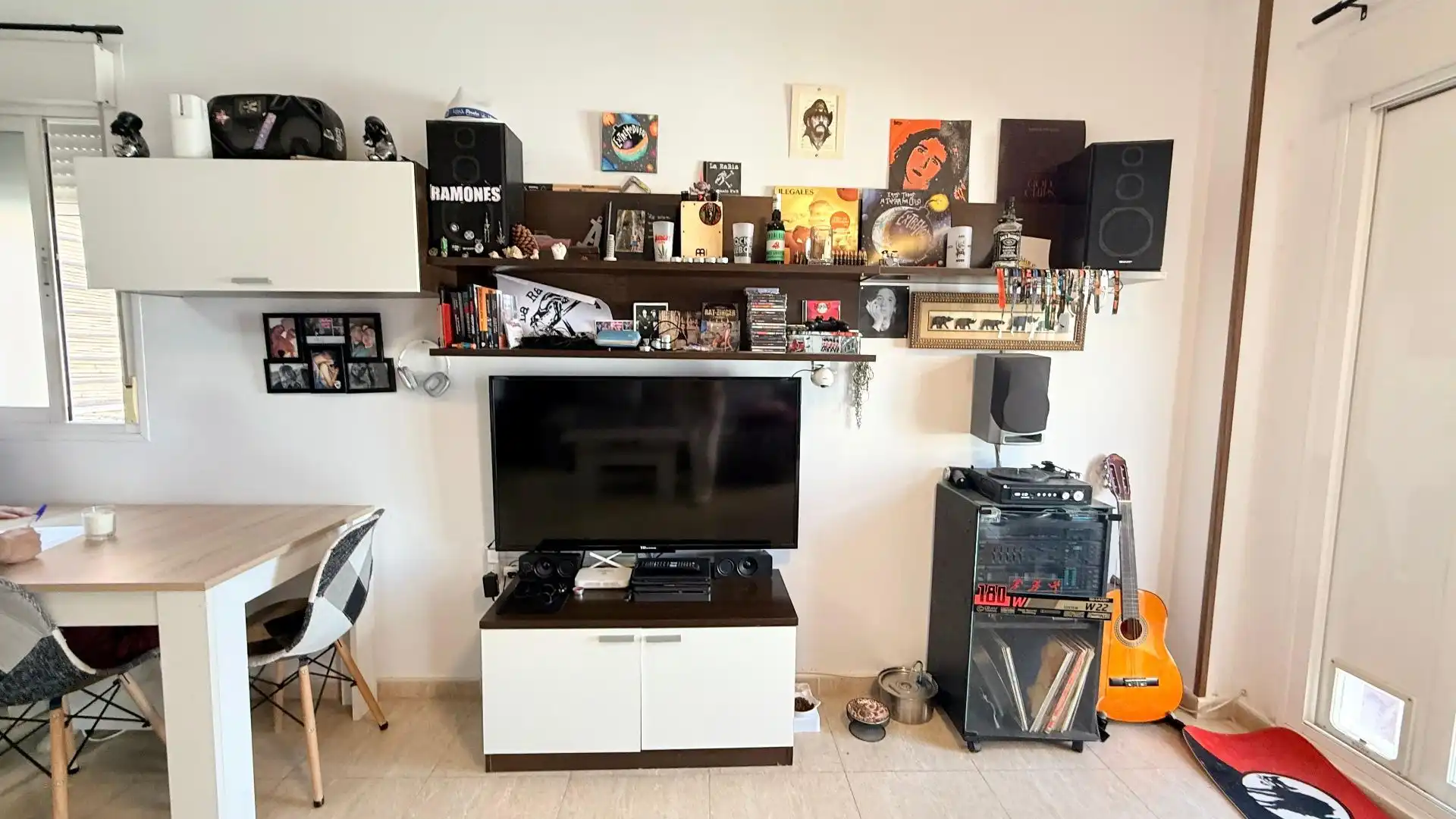 Wohnzimmer von Dachboden zum Verkauf in Fines