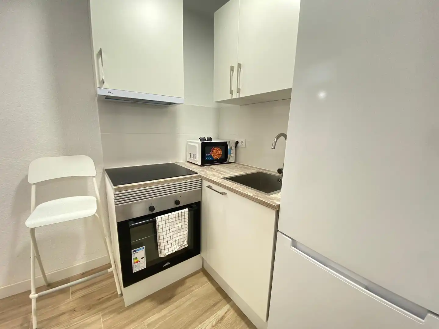 Room in Calle de la Garganta de Aísa, 1, Numancia