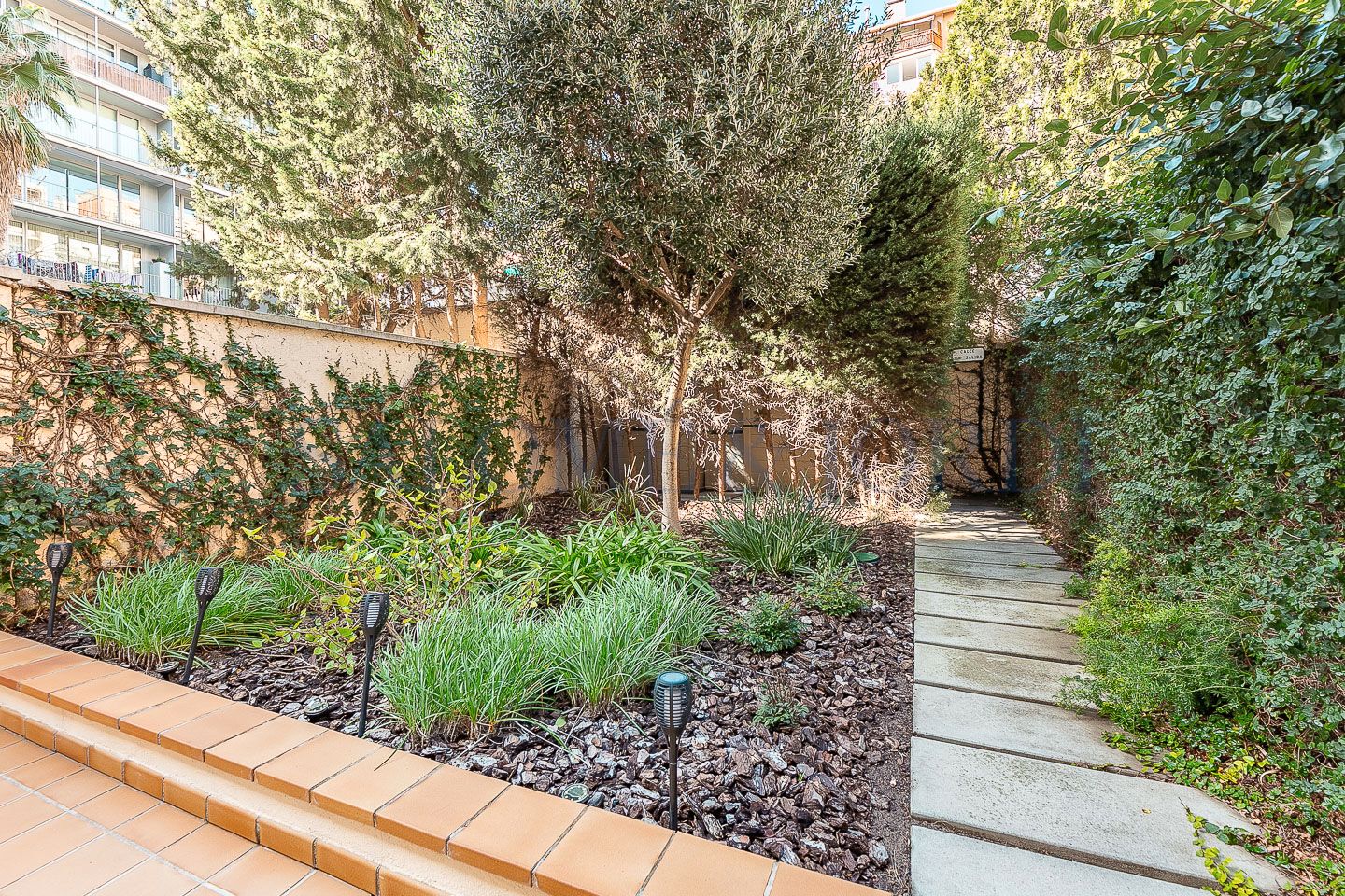 Garden of Duplex for sale in  Barcelona Capital  with Air Conditioner, Heating and Private garden