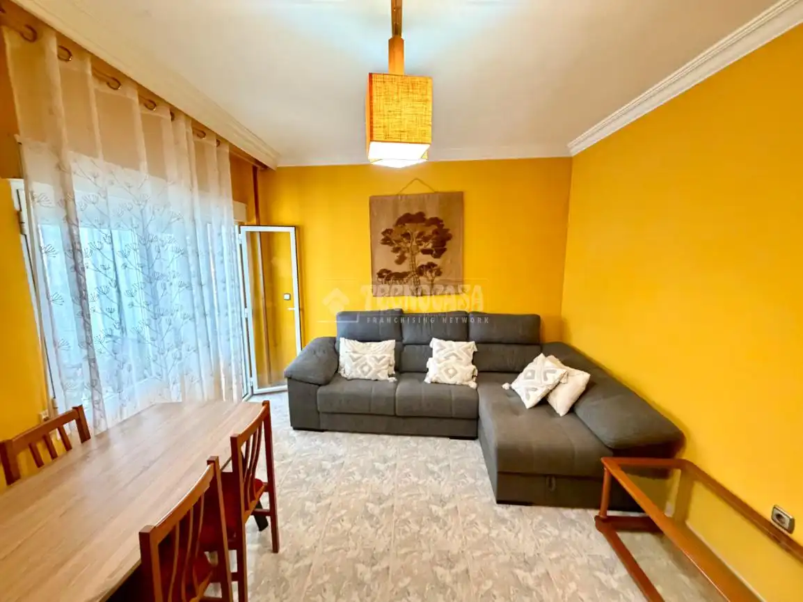 Sala de estar de Piso en venta en Marchamalo con Calefacción y Terraza