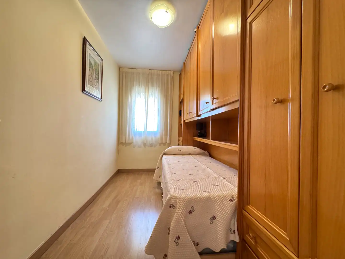 Dormitori de Pis en venda en Santa Susanna amb Aire condicionat, Jardí privat i Parquet