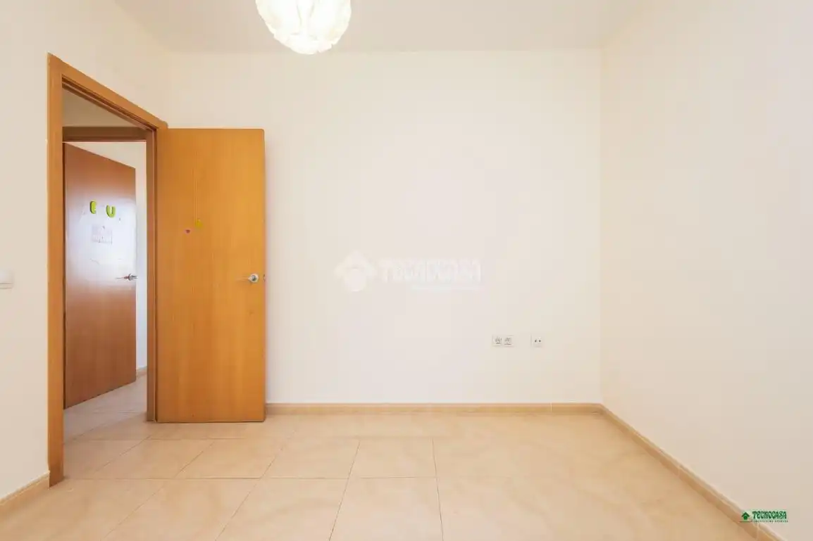 Habitación de Piso en venta en Costacabana - Loma Cabrera