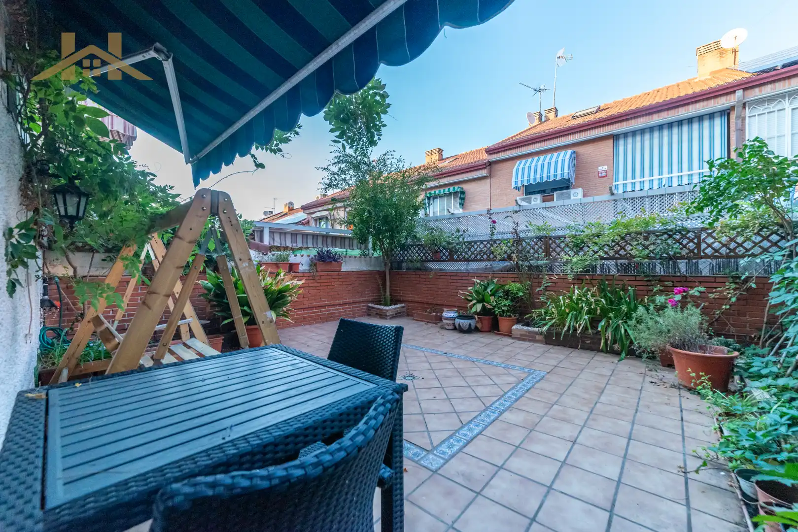 Adossat amb jardí en venda a Calle de Miguel Hernández 26, imagen 2