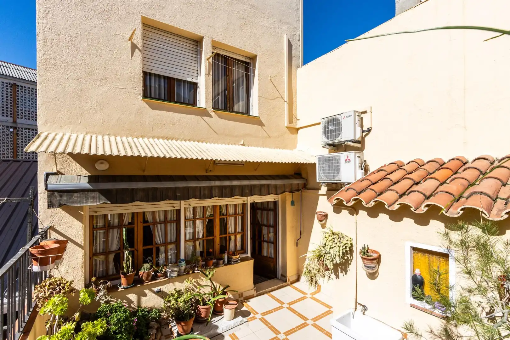 Exterior view of Detached homes for sale in Sabadell  with Air Conditioner and Heating