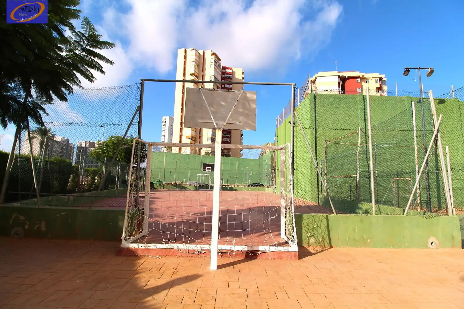 Vista exterior de Apartament de lloguer en La Pobla de Farnals amb Jardí privat, Moblat i Piscina comunitària