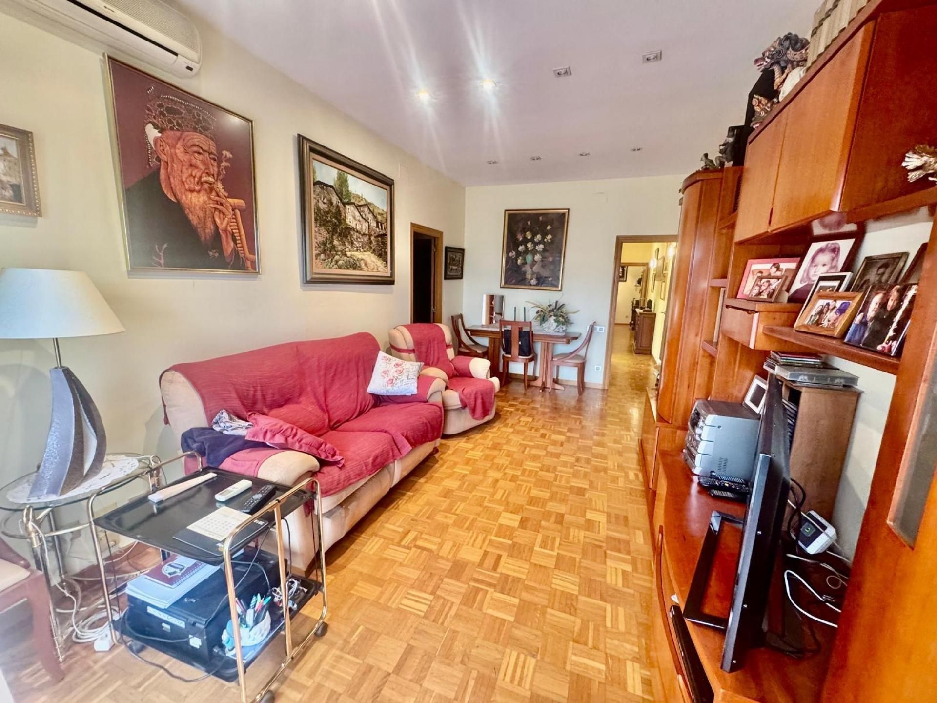 Living room of Attic for sale in  Barcelona Capital  with Air Conditioner, Heating and Parquet flooring