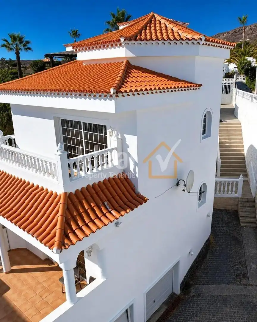 House with pool for sale in Callao Salvaje - Playa Paraíso