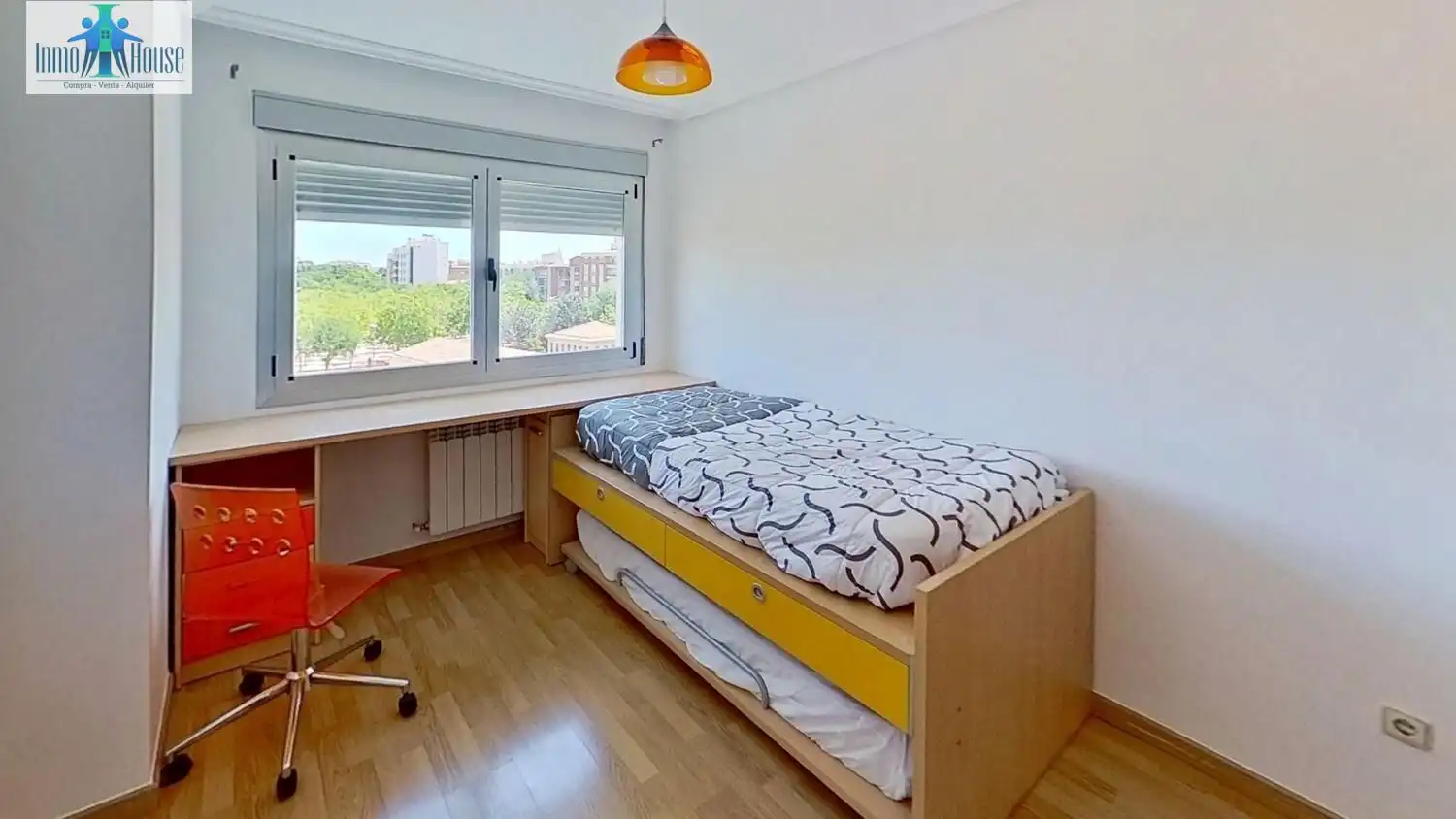 Habitación de Piso en venta en Albacete con Aire acondicionado, Calefacción y Trastero