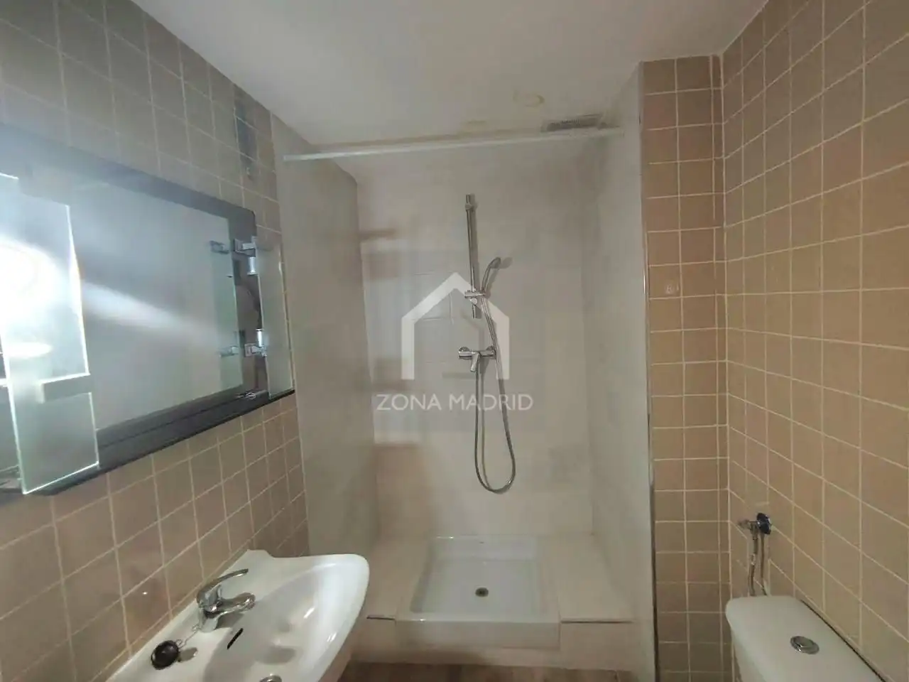 Baño de Piso en venta en Madrid con Terraza