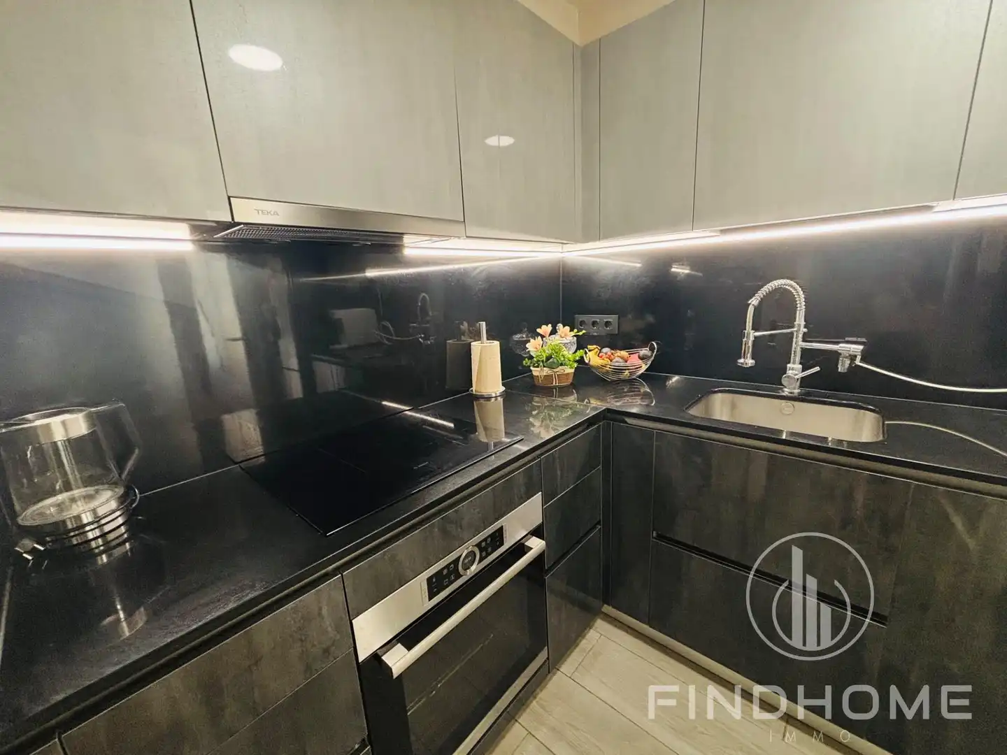 Kitchen of Flat for sale in Olot  with Air Conditioner and Heating