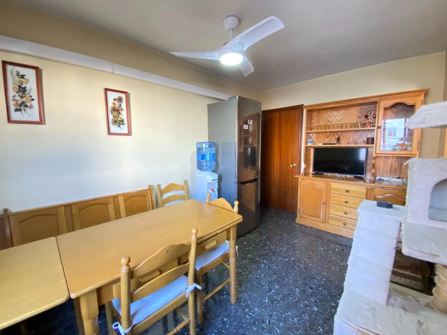 Küche von Wohnung zum Verkauf in  Palma de Mallorca mit Klimaanlage, Abstellraum und Balkon