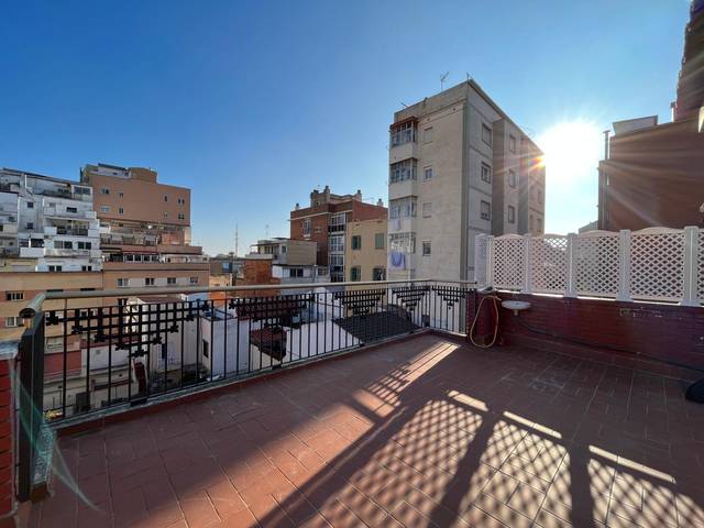 Dúplex en Alquiler en Passatge de Jordi Ferran en La Maternitat i Sant Ramon