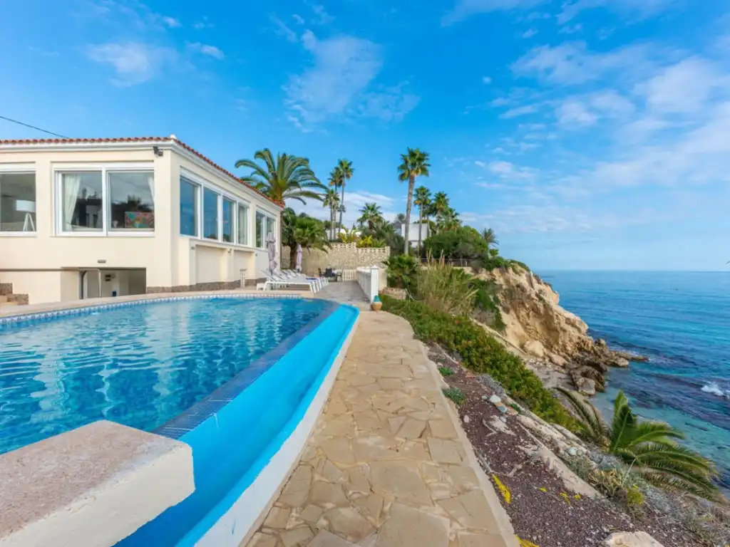 Houses for sale in Carrer d'Holanda, 12, Pueblo Español - Coveta Fumá