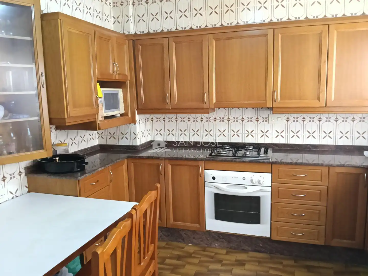 Cocina de Piso en venta en Aspe con Terraza, Trastero y Balcón