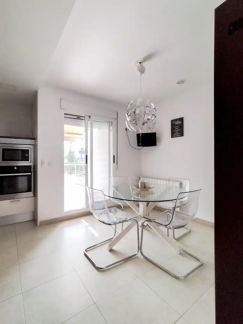 Casa adosada en venta en Alquenència - Venècia