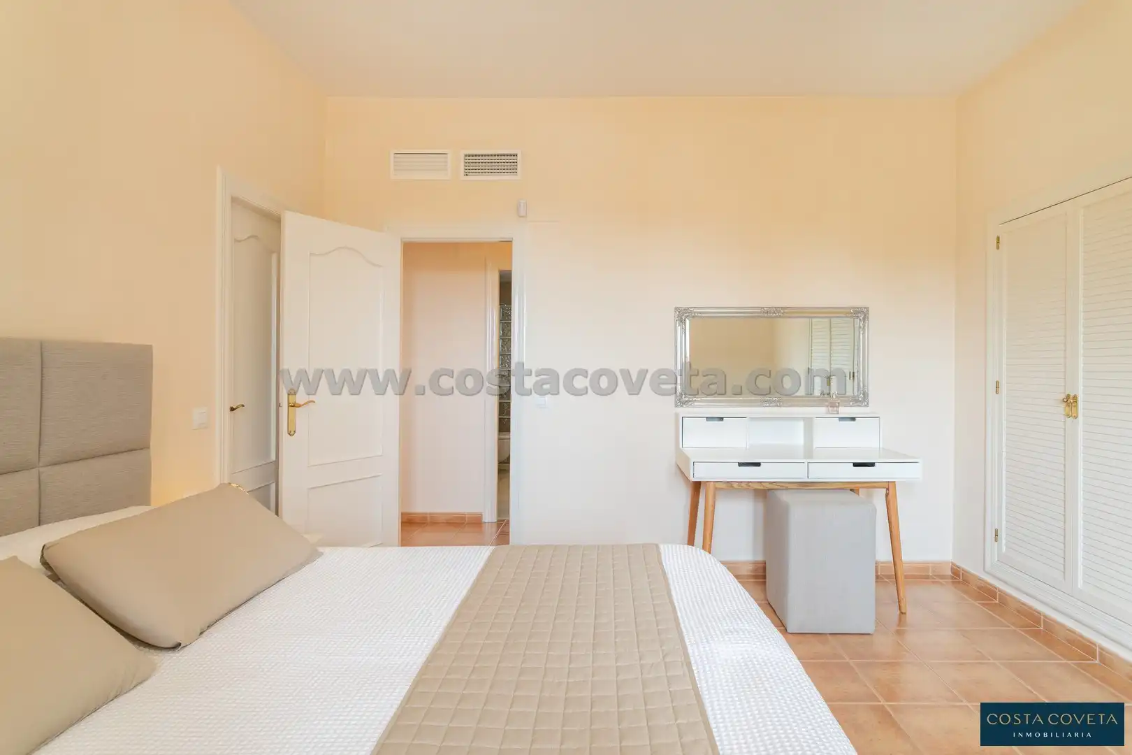 Bedroom of Houses for sale in El Campello  with Air Conditioner, Private garden and Terrace