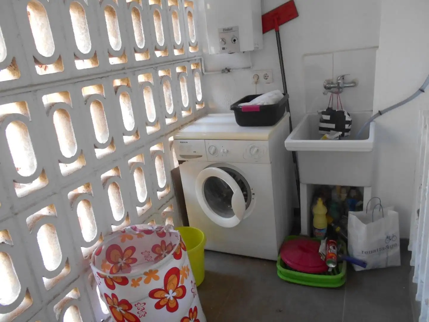 Flat for rent in Valencia  with Air Conditioner, Heating and Terrace