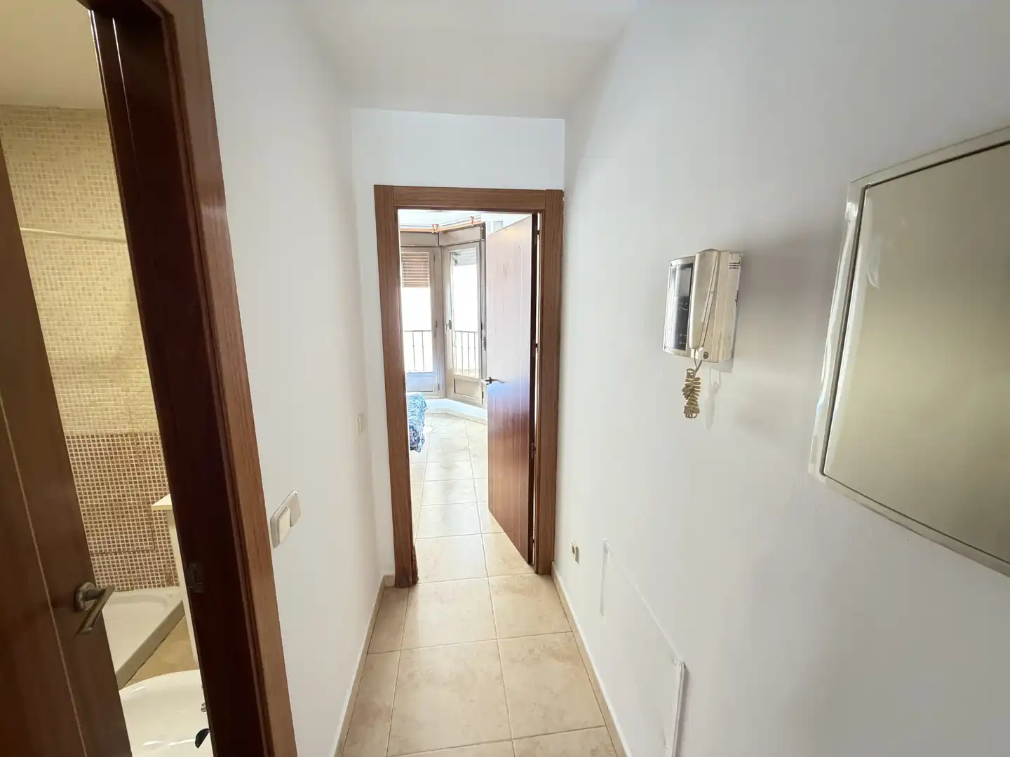 Planta baja en venta en Azuqueca de Henares con Calefacción, Trastero y Amueblado