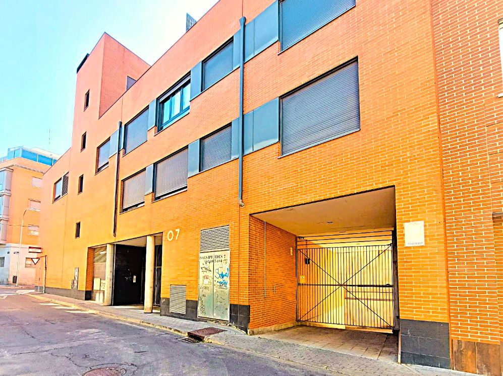 Vista exterior de Traster de lloguer en  Madrid Capital