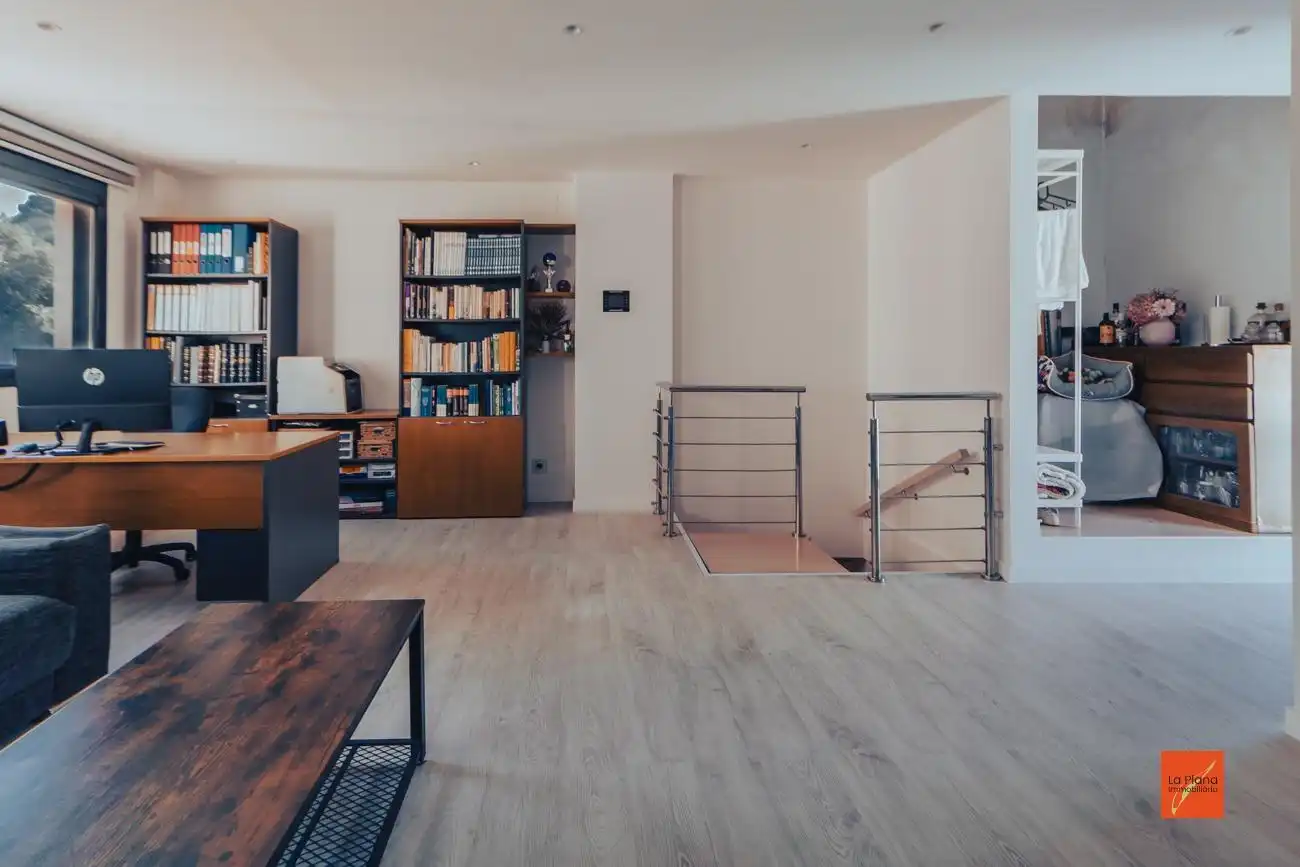 Casa adosada en venta en Tortosa con Calefacción y Terraza