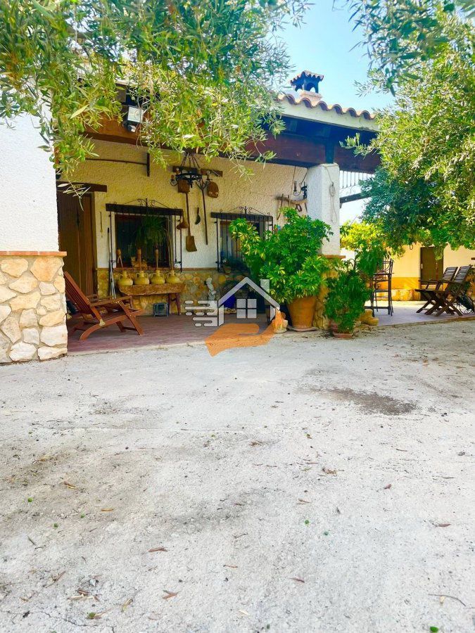 Terrassa de Casa o xalet en venda en Vélez-Blanco amb Calefacció, Traster i Piscina