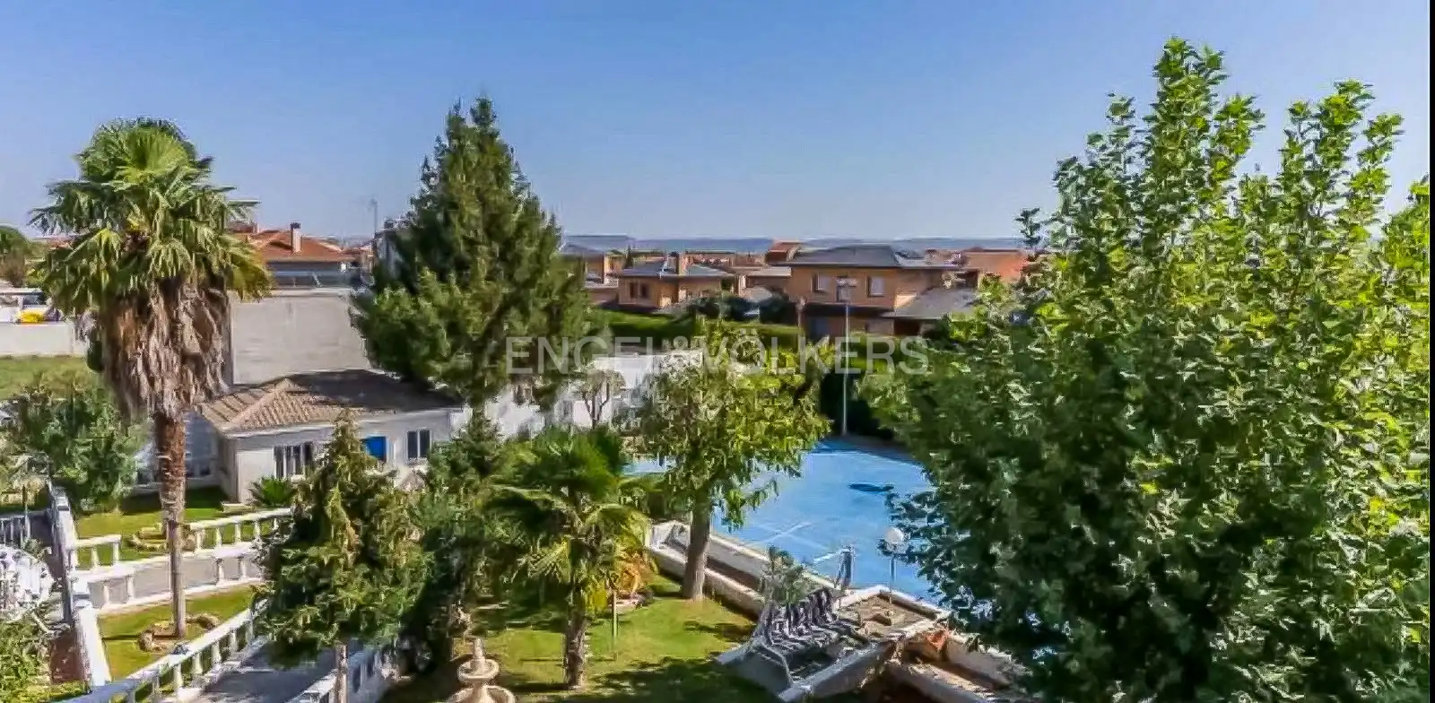 Außenansicht von Country house zum Verkauf in Cabanillas del Campo mit Klimaanlage, Heizung und Privatgarten