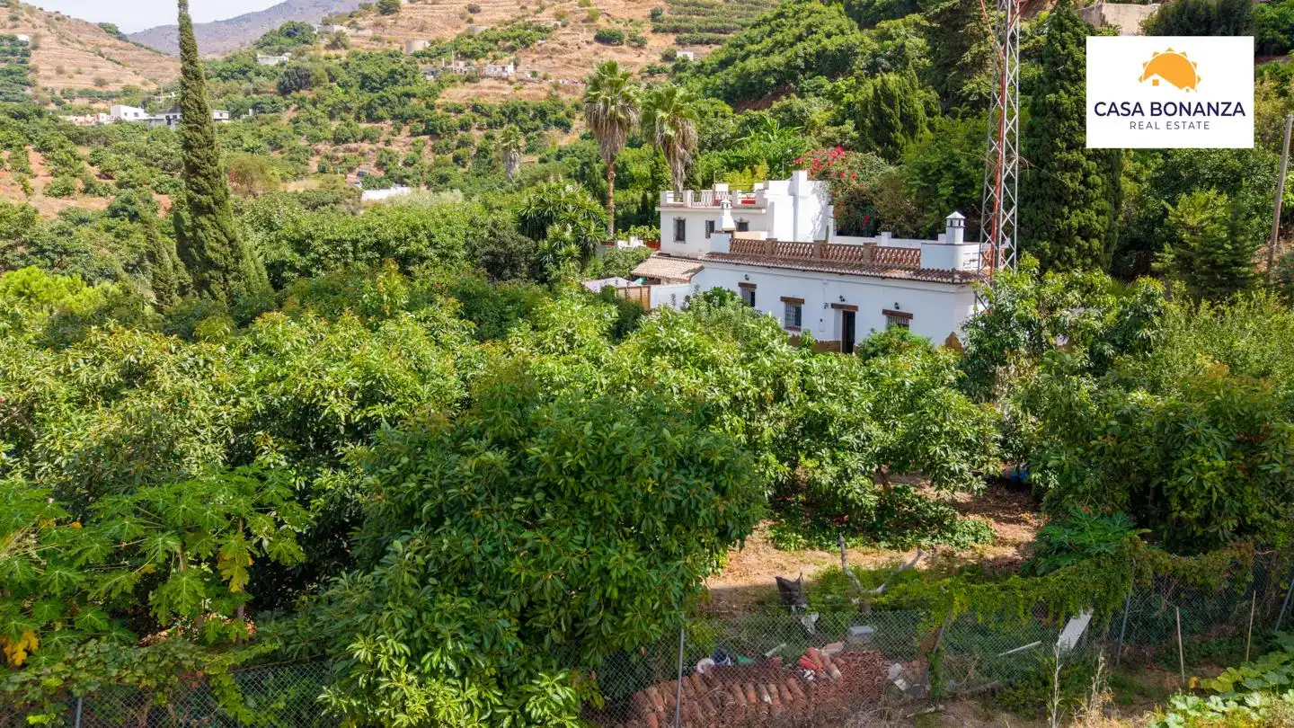 Casa rustica con giardino in vendita a Baranco de Itrabo