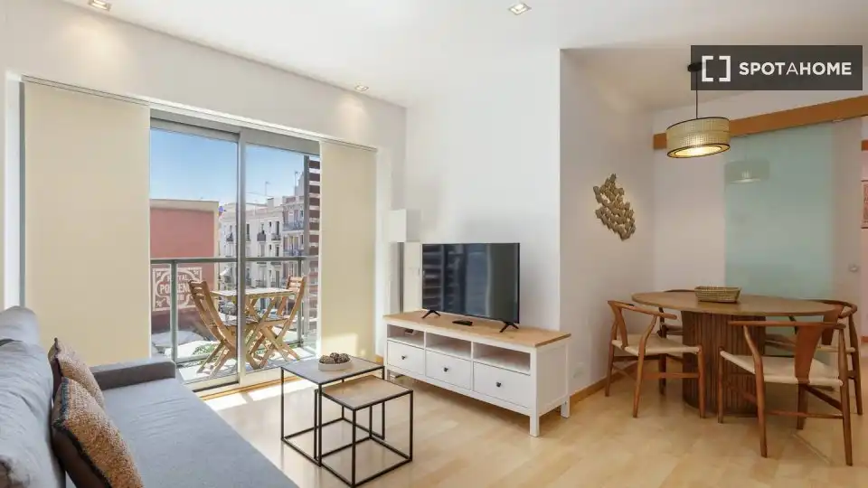 Flat with terrace to rent in Sant Martí, imagen 4