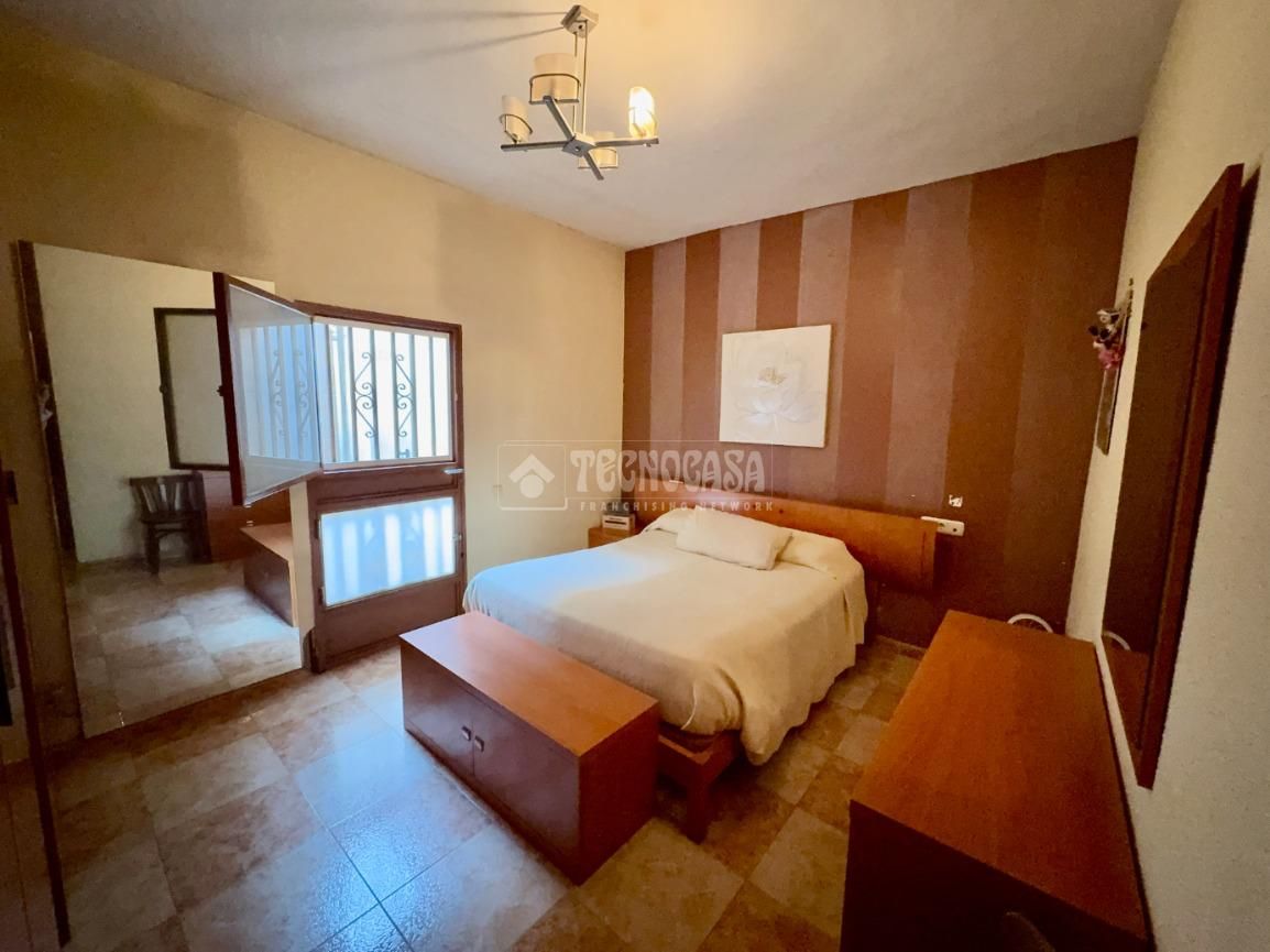 Dormitori de Pis en venda en  Almería Capital