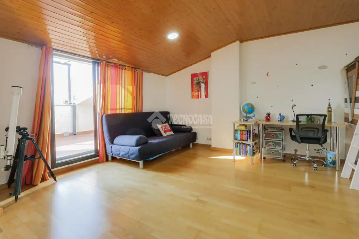 Living room of Flat for sale in Ripollet  with Air Conditioner, Terrace and Balcony