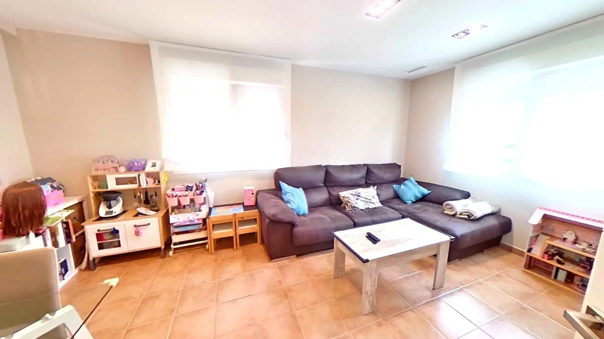 Living room of Flat for sale in Paracuellos de Jarama  with Air Conditioner, Terrace and Balcony