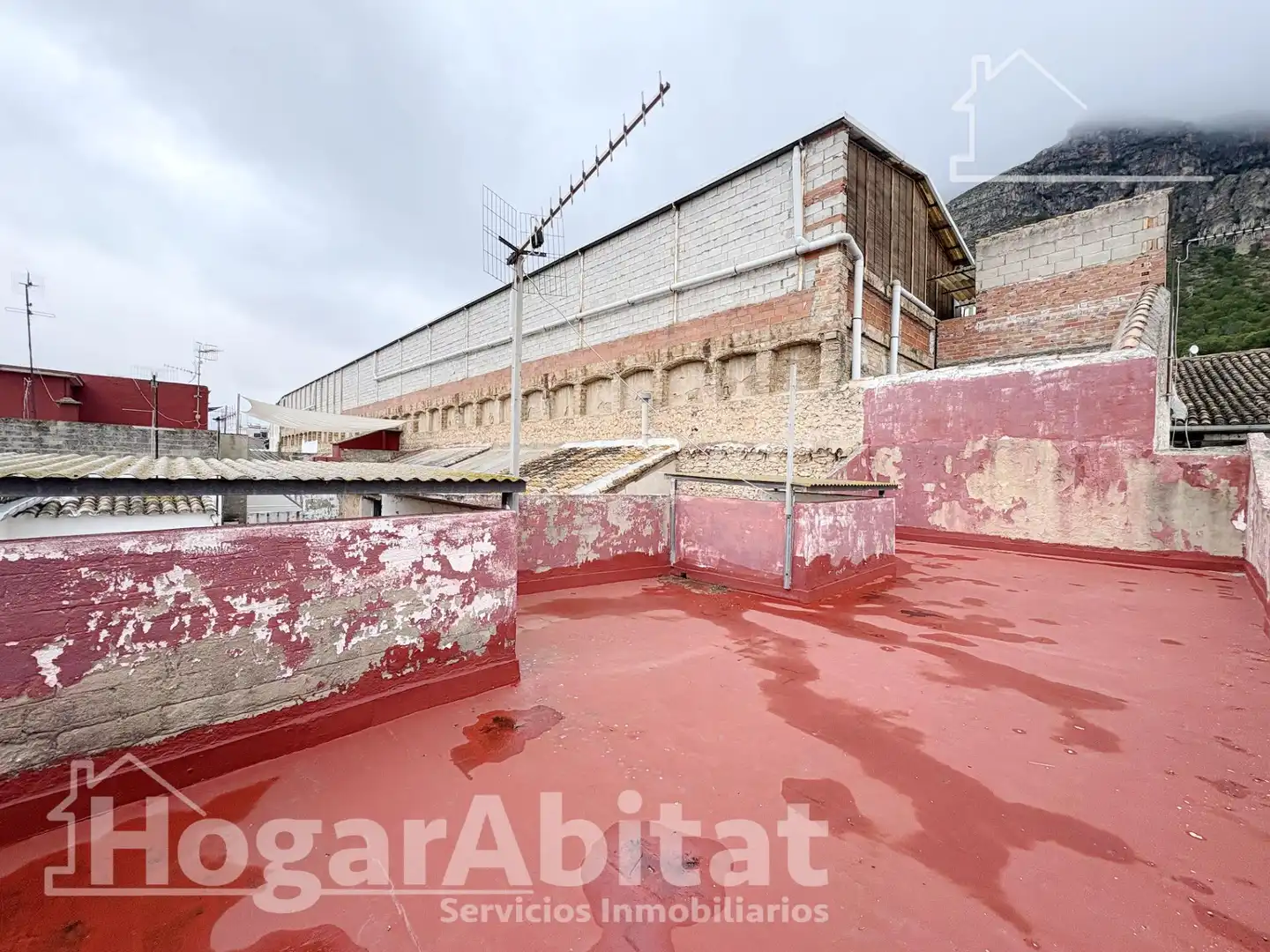 Vista exterior de Casa o xalet en venda en Tavernes de la Valldigna amb Terrassa i Traster