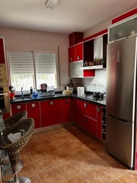 Küche von Country house zum Verkauf in Aledo mit Klimaanlage, Privatgarten und Schwimmbad