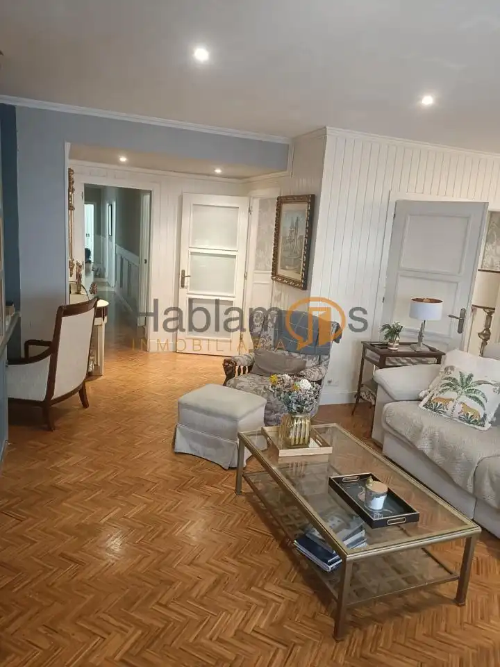 Piso con ascensor en venta en Centro - Echegaray, imagen 3