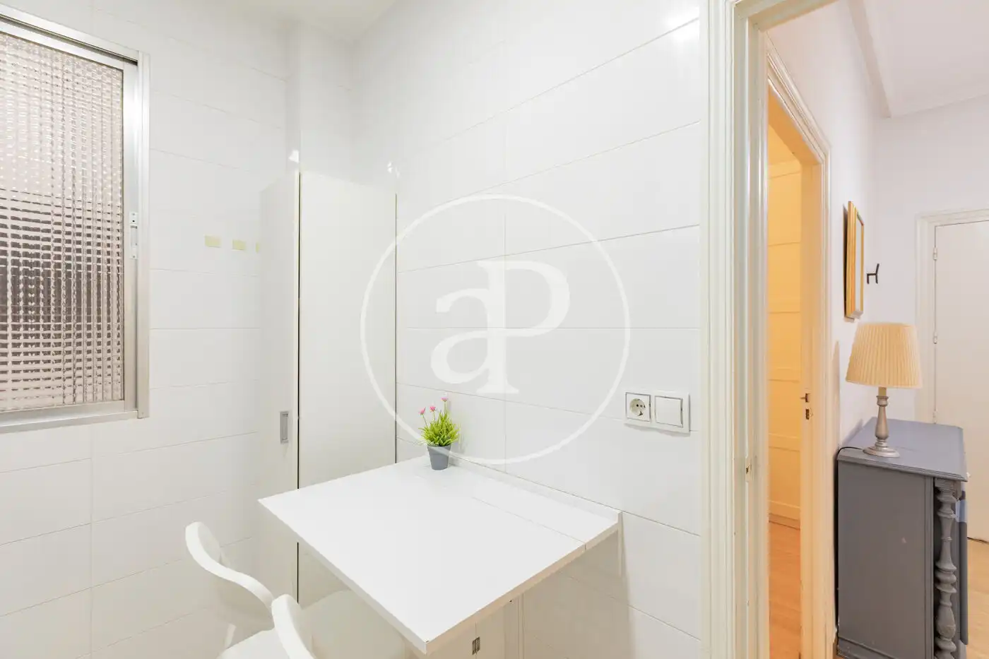 Flat for rent in Madrid  with Heating and Furnished